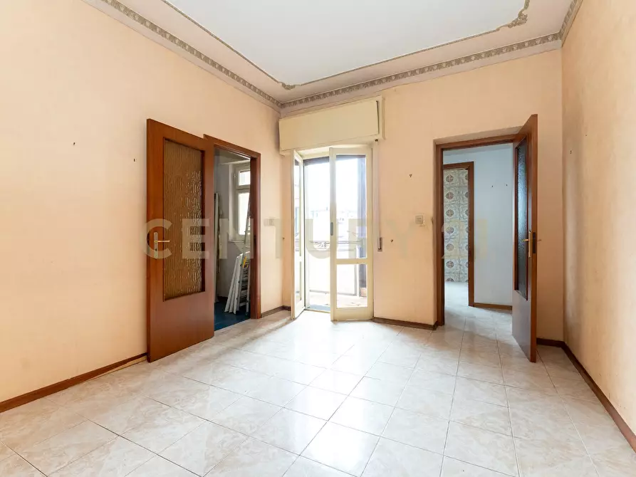 Immagine 16 di Pentalocale in vendita  in Via Edmondo de Amicis 62 a Catania