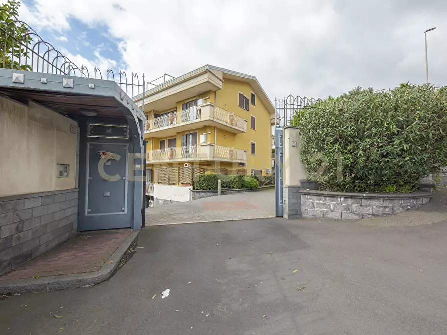 Immagine 150 di Casa indipendente in vendita  in Via San Nullo 5 a Catania