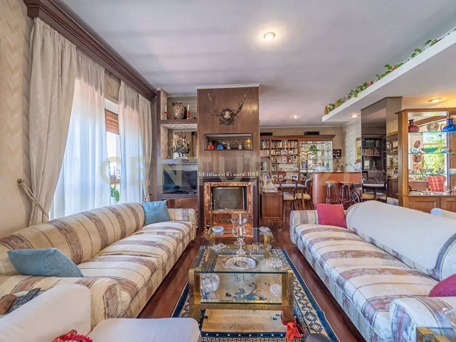 Immagine 17 di Attico in vendita  in Viale Cortina d'Ampezzo 199 a Roma