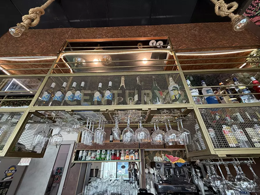 Immagine 21 di Bar / Ristorante in vendita  in Piazza Papa Giovanni XXIII 1 a Catania