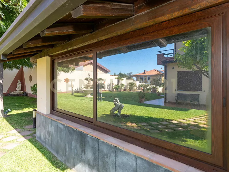 Immagine 23 di Villa in vendita  in Via Salemi 19 a Mascalucia