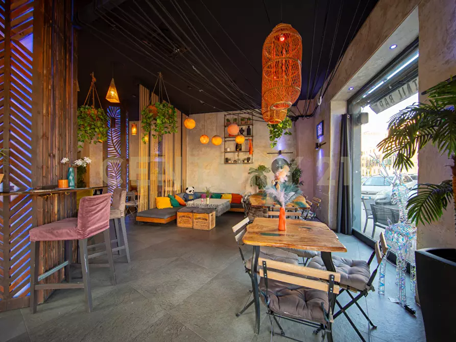 Immagine 5 di Appartamento in vendita  in Piazza di Ponte Lungo 1 a Roma