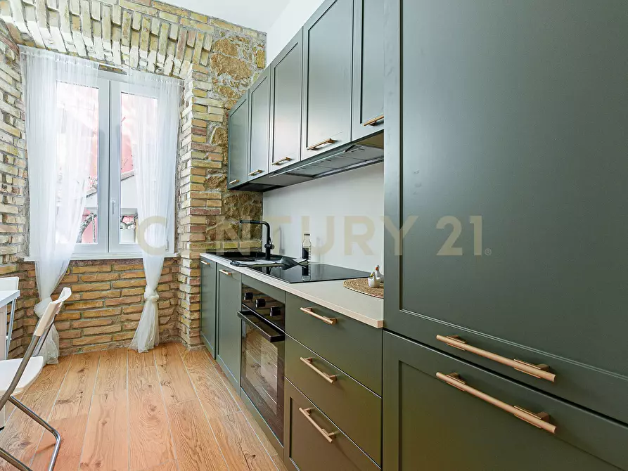 Immagine 39 di Appartamento in vendita  in Via Lampedusa a Roma