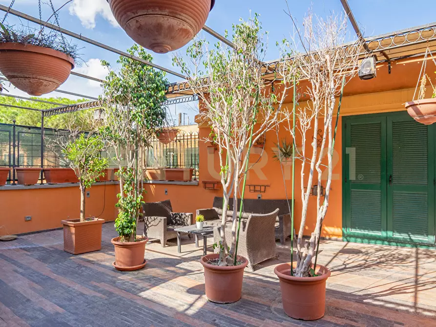 Immagine 5 di Attico in vendita  in Via Antonio Mordini 14 a Roma