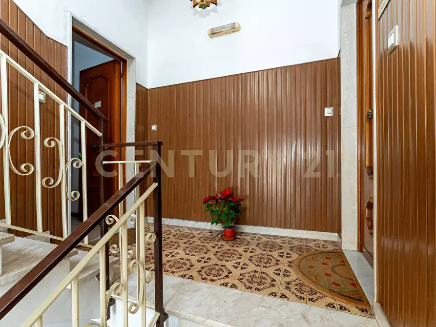 Immagine 50 di Pentalocale in vendita  in Via Edmondo de Amicis 62 a Catania