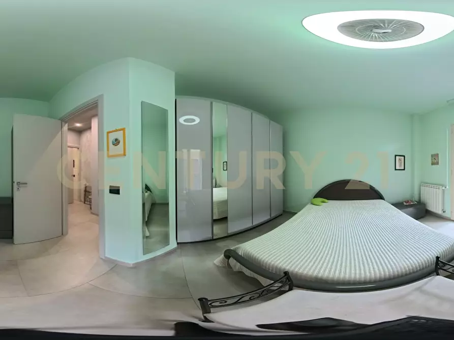 Immagine 43 di Casa bifamiliare in vendita  in Via A. di Sangiuliano 68 a Sant'agata Li Battiati