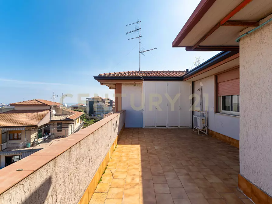 Immagine 62 di Attico in vendita  in Via Finocchiari 12 a Aci Catena