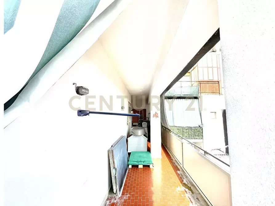 Immagine 12 di Pentalocale in vendita  in Via Portella della Ginestra 5 a Misterbianco