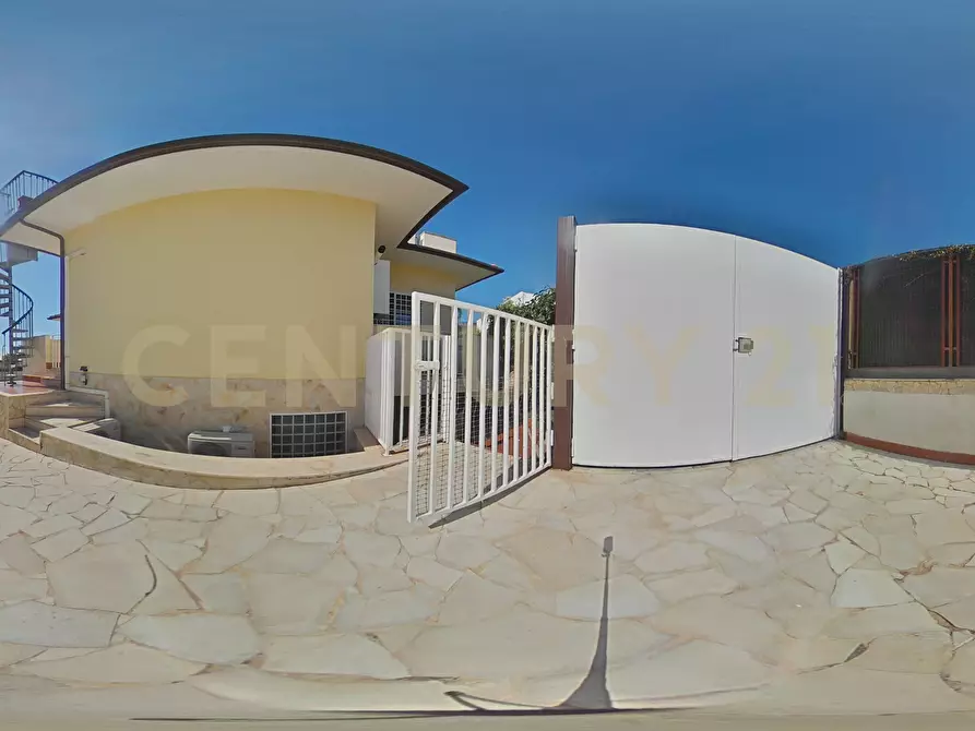 Immagine 95 di Villa in vendita  in Via Antonello da Messina 57 a Aci Castello