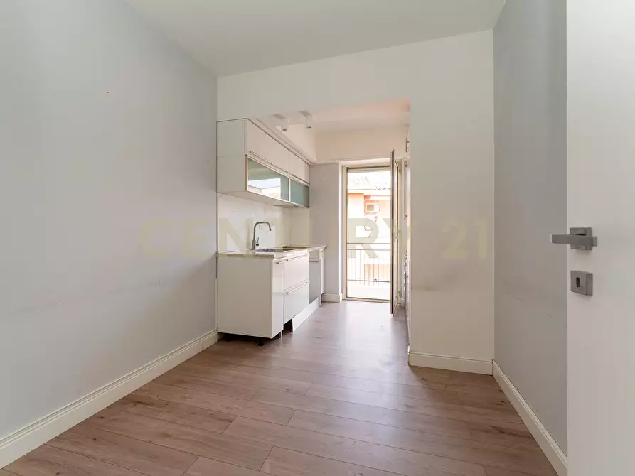 Immagine 4 di Trilocale in vendita  in Via Livorno 101 a Aci Castello