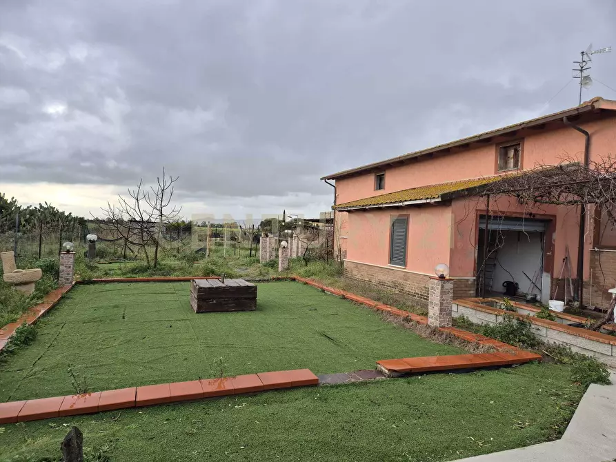 Immagine 12 di Casa indipendente in vendita  in Strada Casal Roberto 37 a Grosseto