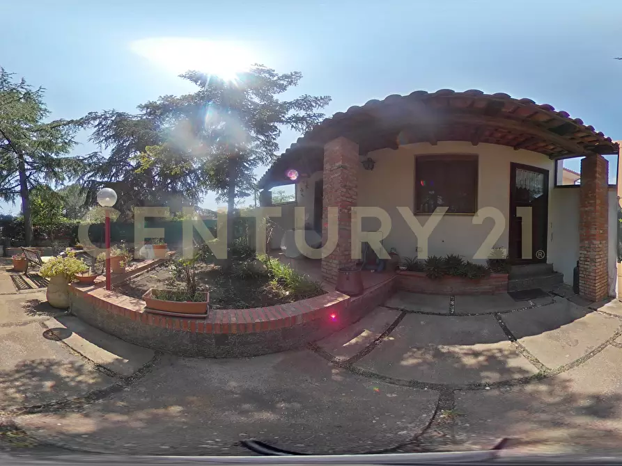 Immagine 53 di Villa in vendita  in Via Libertà 1 a Mascalucia