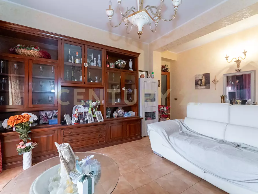 Immagine 13 di Trilocale in vendita  in VIA IDRIA 37 a Tremestieri Etneo