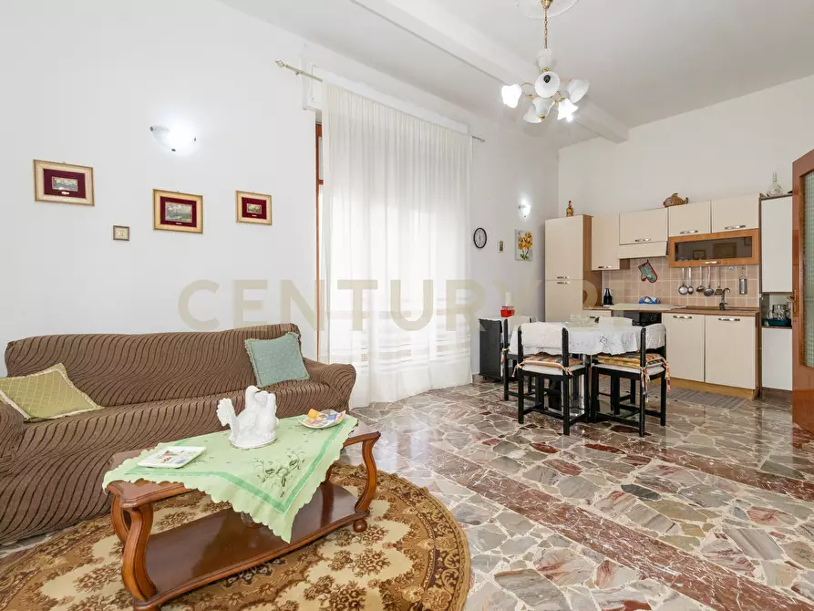 Immagine 1 di Appartamento in vendita  in Via Cavour 12 a Melilli