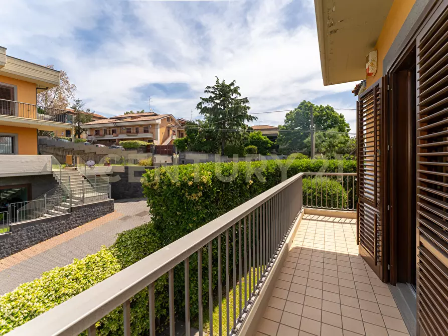 Immagine 25 di Villa in vendita  in Via Scala 58 a San Gregorio Di Catania