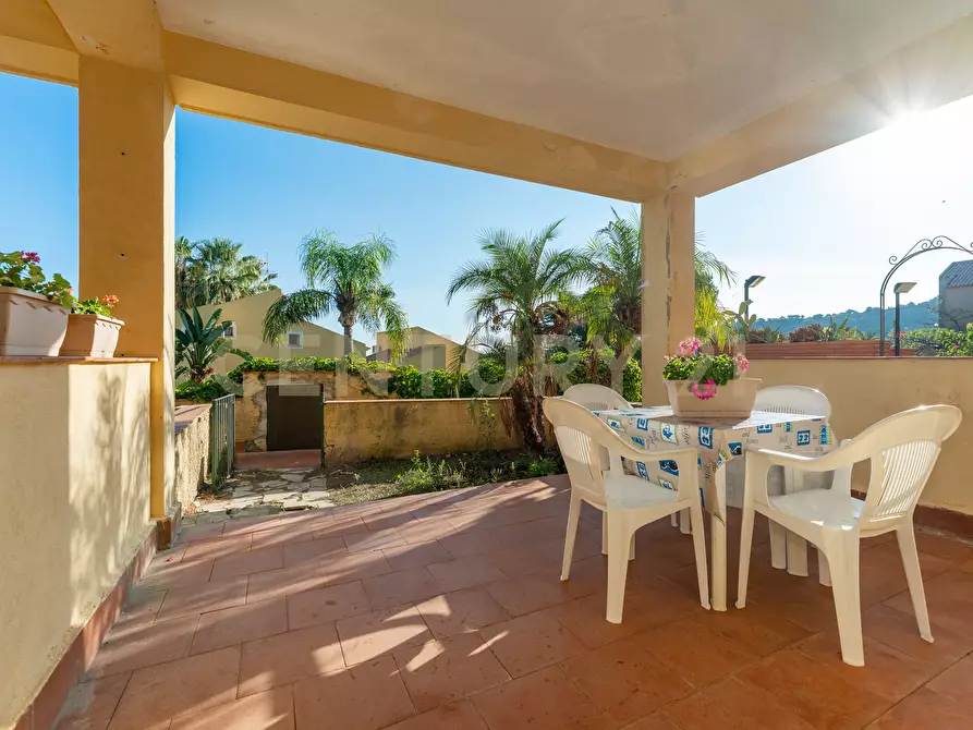 Immagine 12 di Villa in vendita  in BAIA ARCILE a Augusta