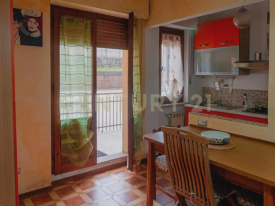 Immagine 3 di Bilocale in vendita  in Via Amiata 132 a Castiglione D'orcia