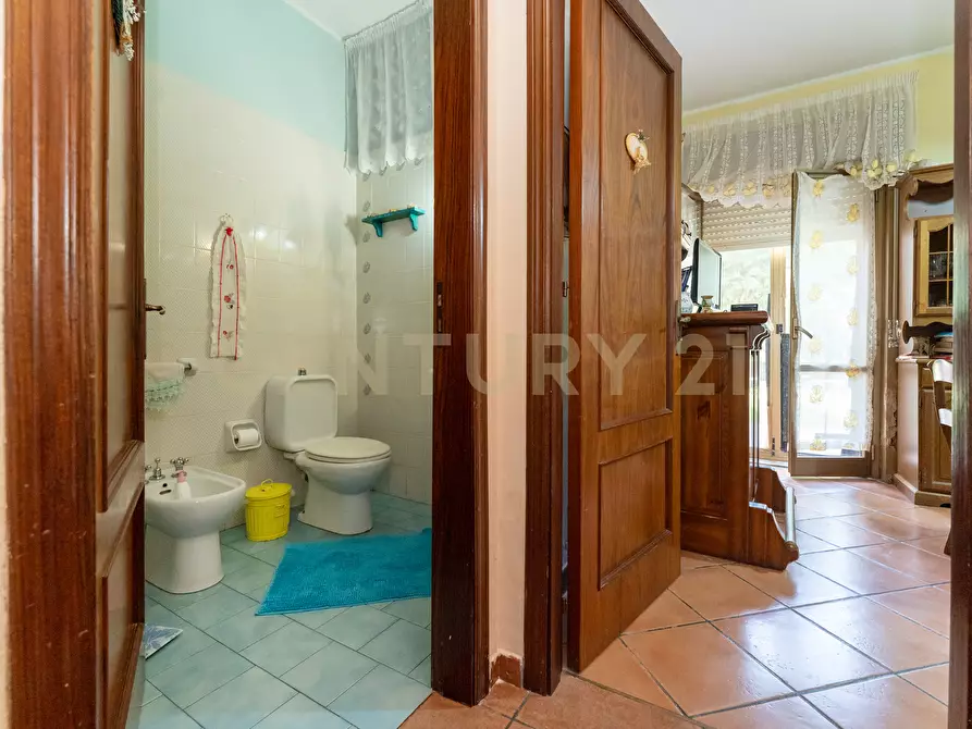 Immagine 17 di Villa in vendita  in Via Libertà 1 a Mascalucia