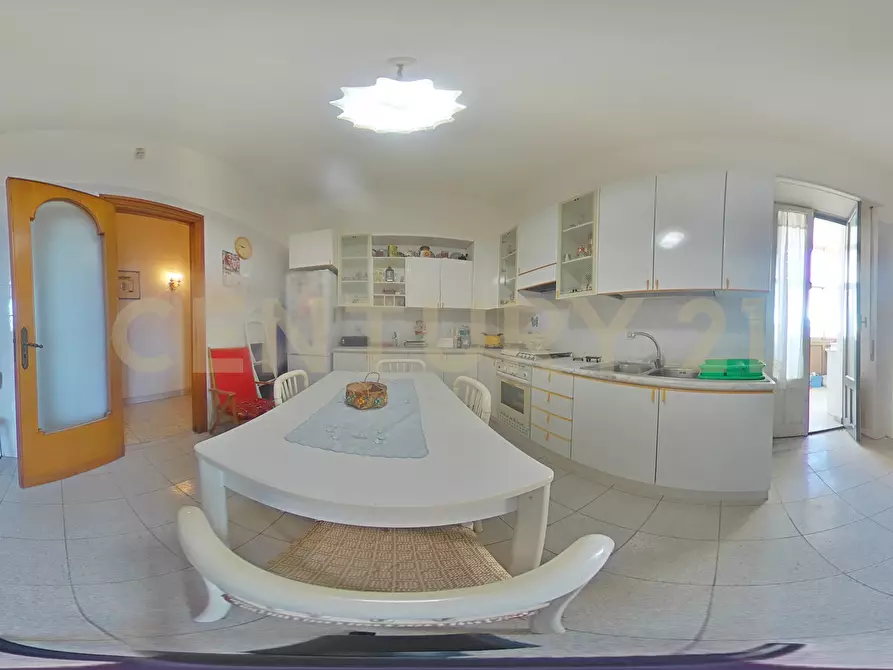 Immagine 48 di Quadrilocale in vendita  in Via Ammiraglio Toscano 5 a Catania