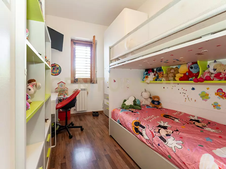 Immagine 18 di Trilocale in vendita  in Via Guglielmo Marconi 107 a Pedara