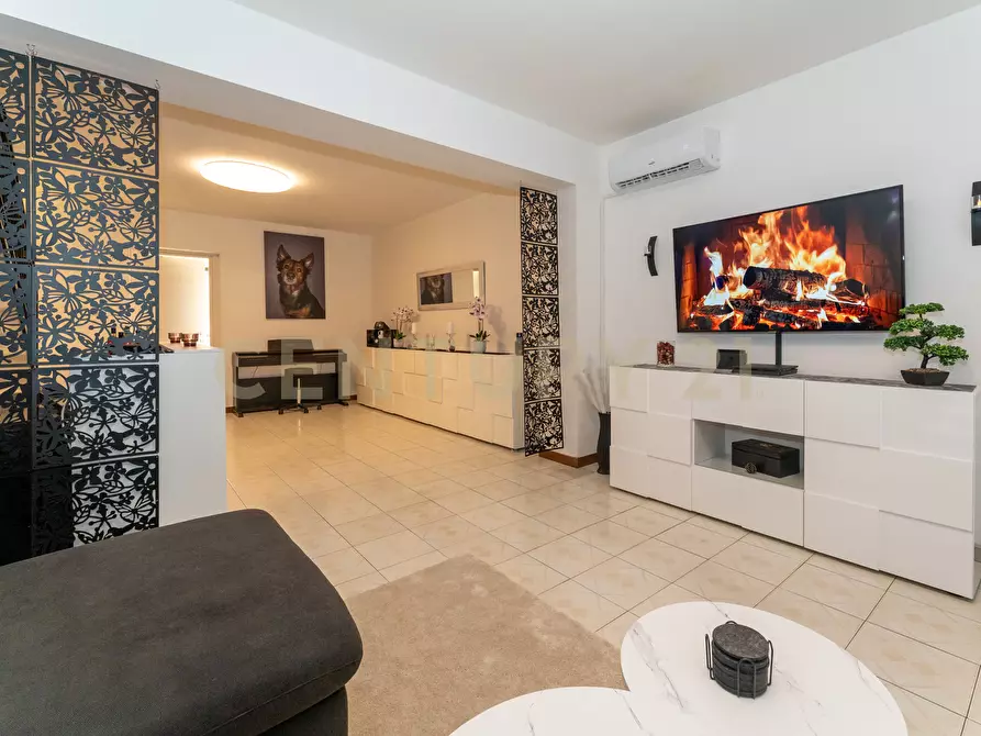 Immagine 8 di Porzione di casa in vendita  in Via XXXI Maggio 34 a Catania