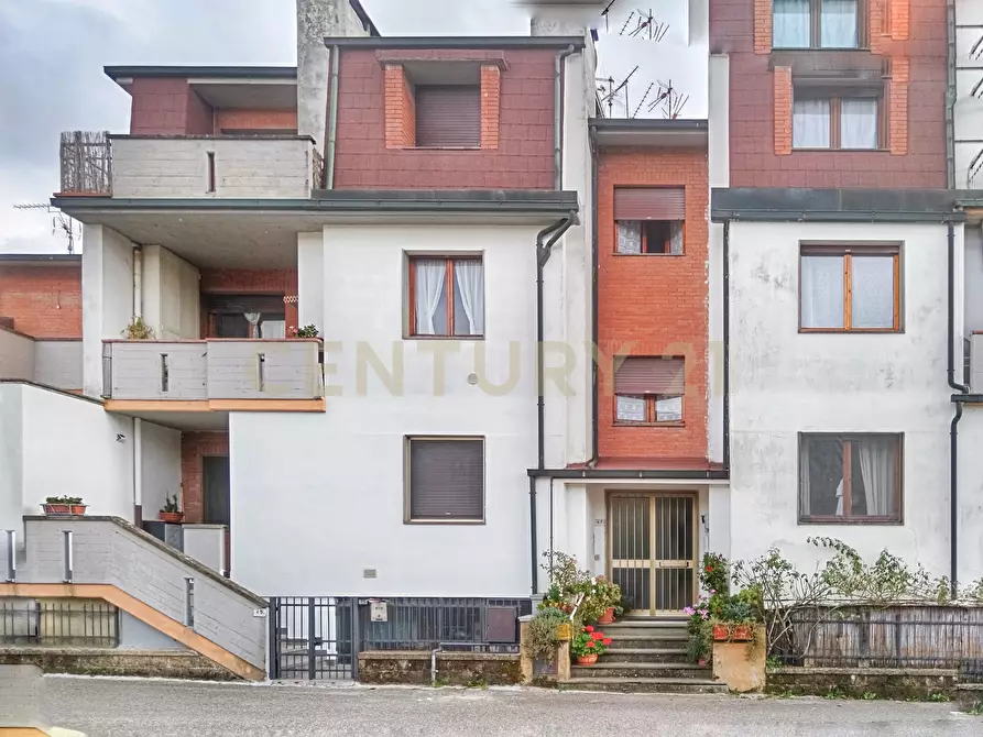 Immagine 31 di Pentalocale in vendita  in Via della Rupe 47 a Abbadia San Salvatore