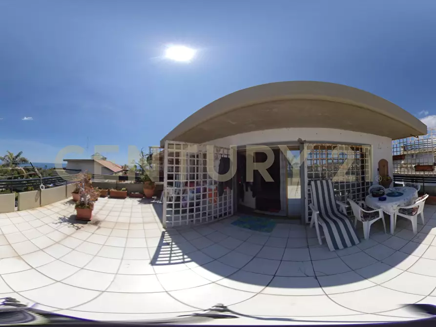 Immagine 79 di Villa in vendita  in Via G. Pezzana 9 a Aci Castello