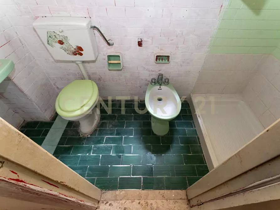 Immagine 14 di Pentalocale in vendita  in Via Principe Umberto 397 a Augusta