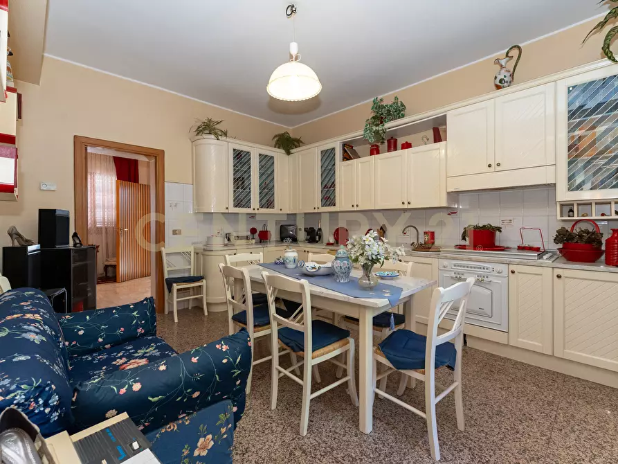 Immagine 76 di Villa in vendita  in Via Ottavia Penna 50 a Caltagirone