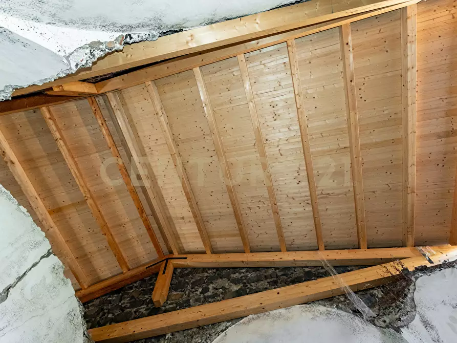 Immagine 12 di Casa indipendente in vendita  in Via Macaluso 9 a Catania