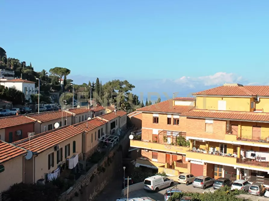 Immagine 22 di Quadrilocale in vendita  in Via Martiri D'Ungheria 54 a Monte Argentario