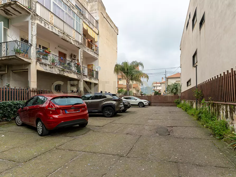 Immagine 32 di Quadrilocale in vendita  in Via Garibaldi 224 a Calatabiano