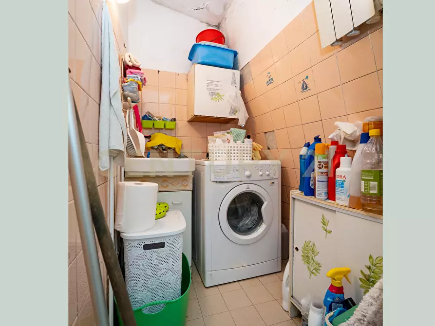 Immagine 34 di Casa semindipendente in vendita  in Via G. Leopardi 1 a Sant'agata Li Battiati