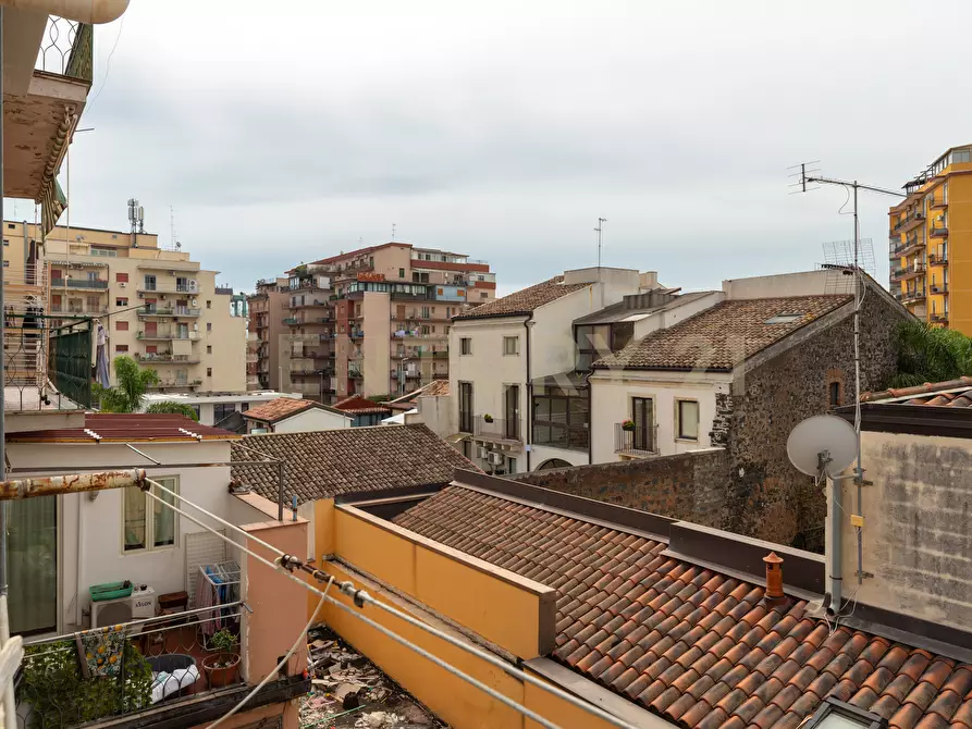 Immagine 19 di Trilocale in vendita  in Via Mirko 12 a Catania