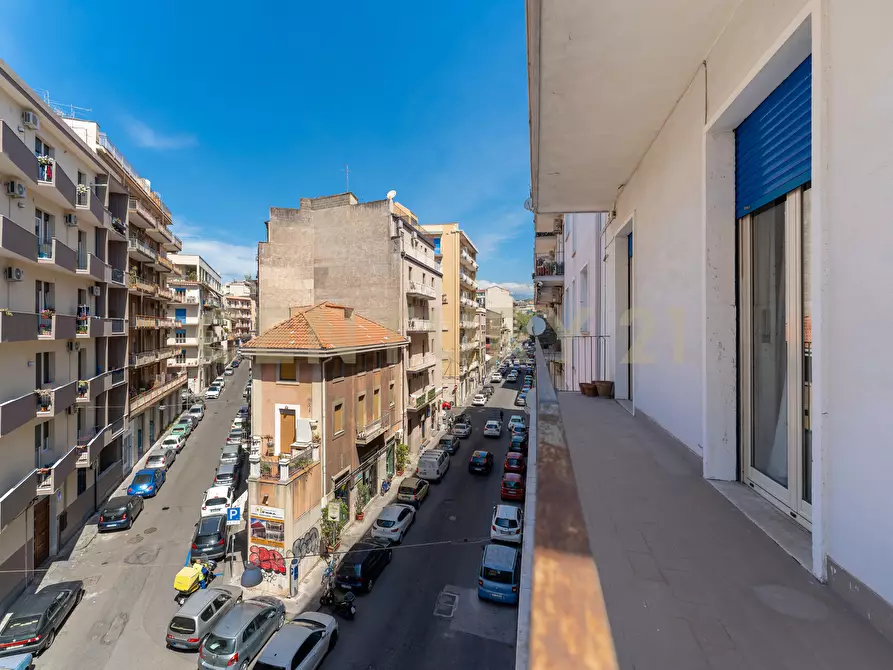 Immagine 32 di Appartamento in affitto  in Via Vittorio Emanuele Orlando 130 a Catania