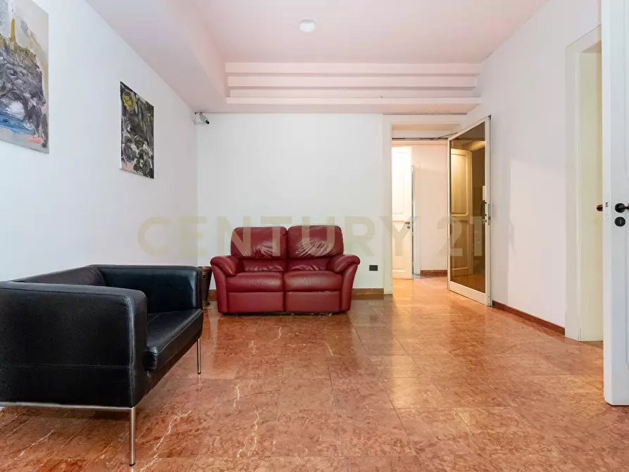Immagine 13 di Appartamento in vendita  in Corso Italia 205-207 a Catania