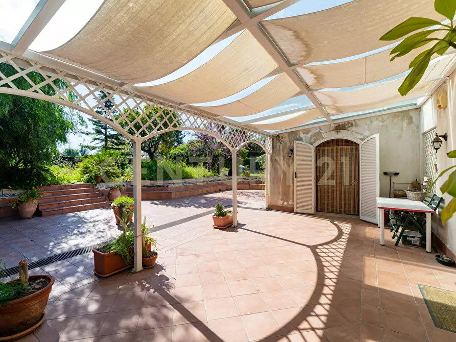 Immagine 84 di Villa in vendita  in Via Alcaloro Petrone 47 a Viagrande