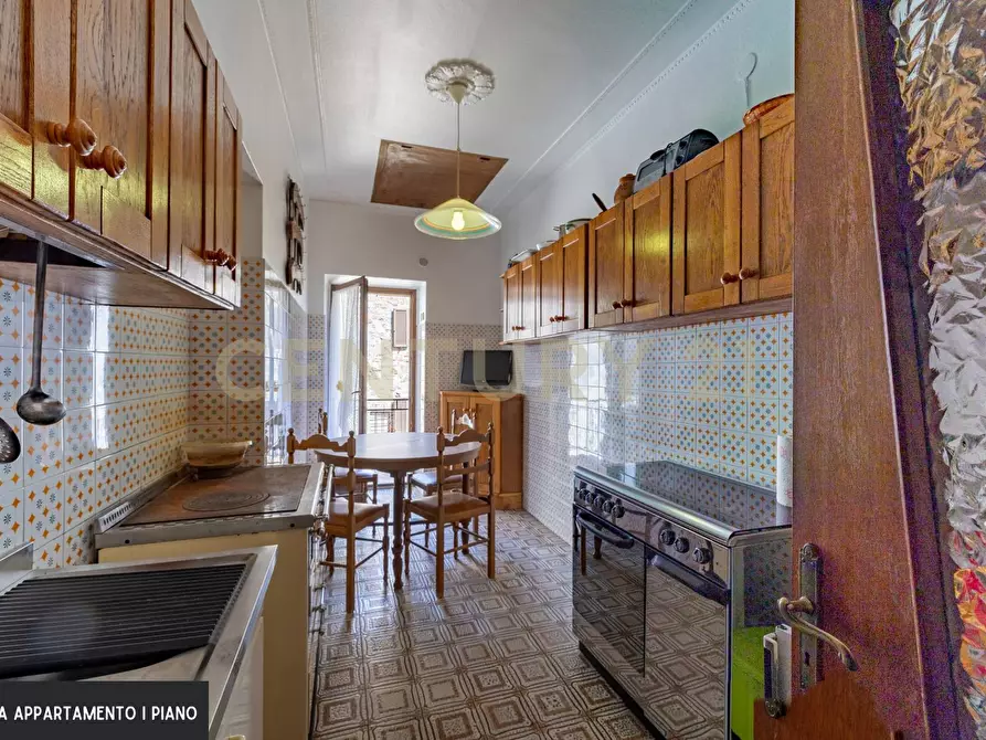 Immagine 2 di Appartamento in vendita  a Roccastrada