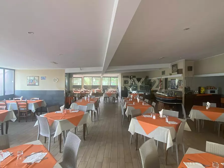 Immagine 16 di Pizzeria / Pub in vendita  in Via Alcide de Gasperi 110 a Mascalucia