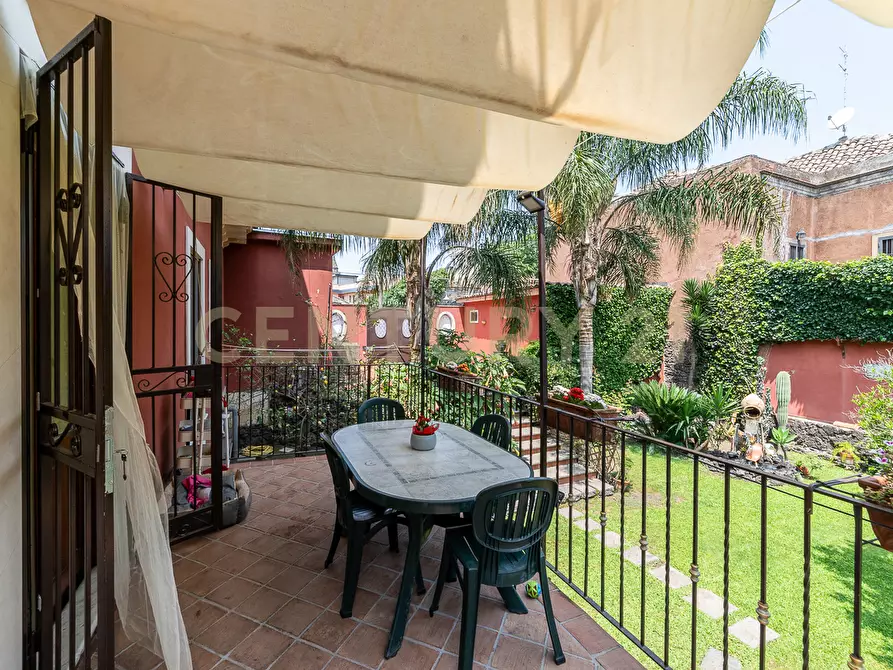 Immagine 5 di Villa in vendita  in Via Scalilla 42 a Catania