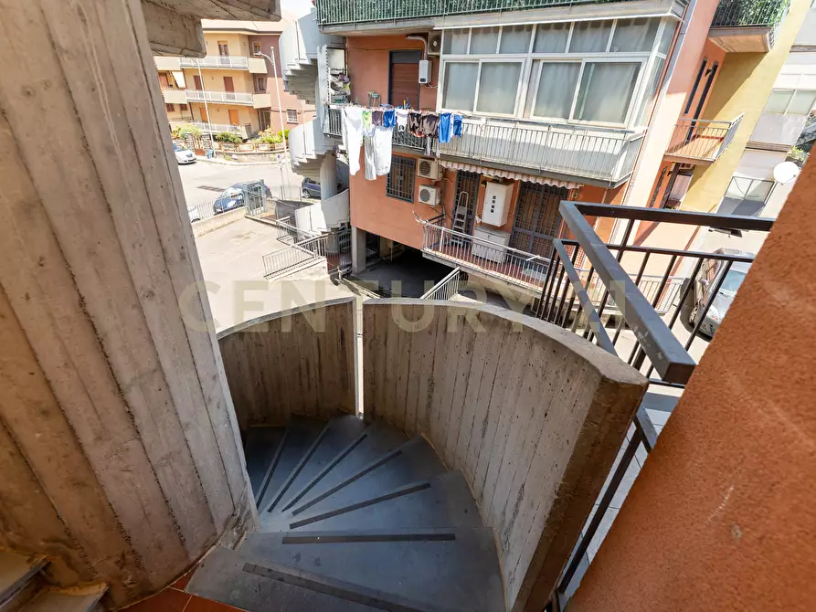 Immagine 2 di Appartamento in vendita  in Via Rua 78 a Aci Catena