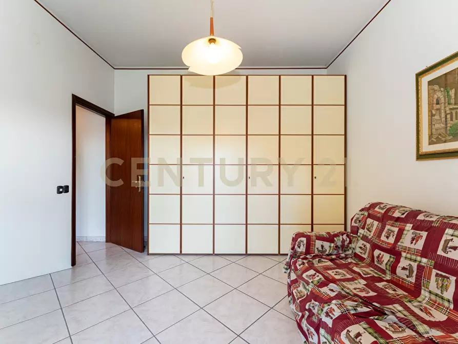 Immagine 30 di Pentalocale in vendita  in Viale Nitta 16b a Catania