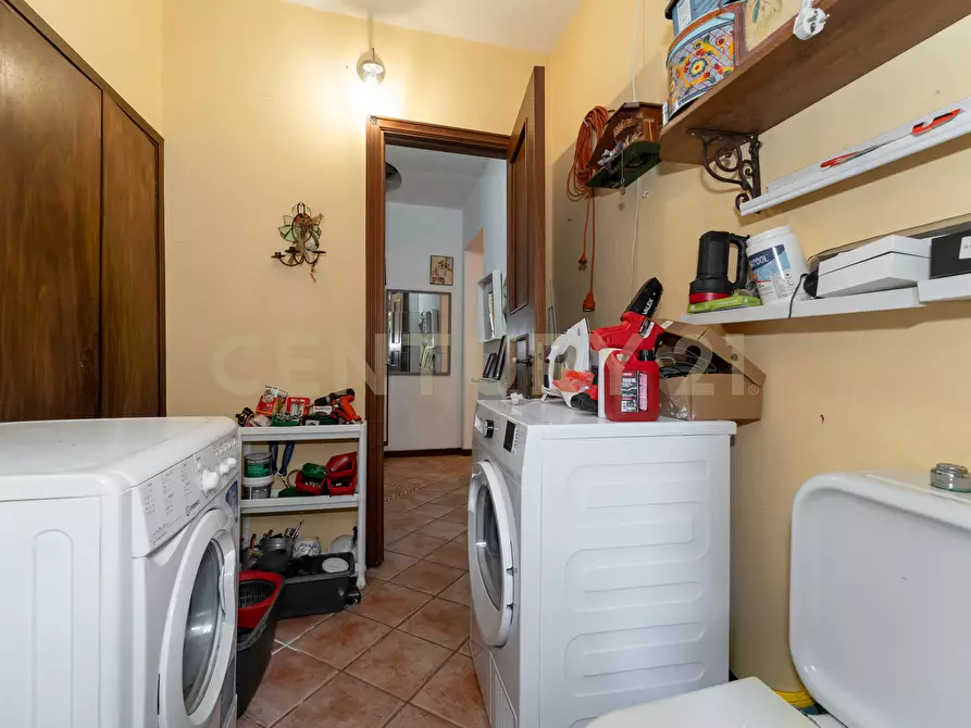 Immagine 43 di Casa indipendente in vendita  in Via Etnea 419 a Tremestieri Etneo