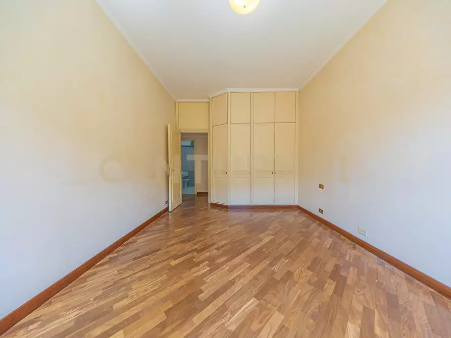 Immagine 43 di Trilocale in vendita  in Via Bevagna 56 a Roma