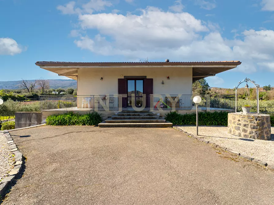 Immagine 14 di Villa in vendita  in Strada Comunale Calderara 5 a Randazzo