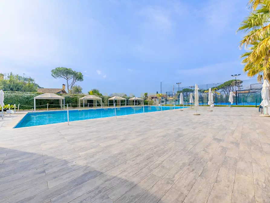 Immagine 4 di Attività commerciale in vendita  in Via Fratelli Maristi 14 a Roma