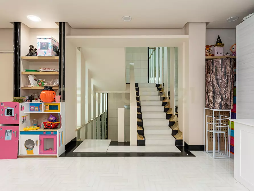 Immagine 45 di Villa in vendita  in Via G. Pezzana 11 a Aci Castello