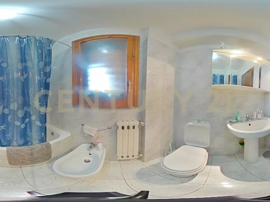 Immagine 34 di Bilocale in vendita  in Via Gesualdo Bufalino 1 a Aci Catena