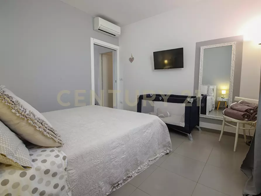 Immagine 34 di Villa in vendita  a Carovigno