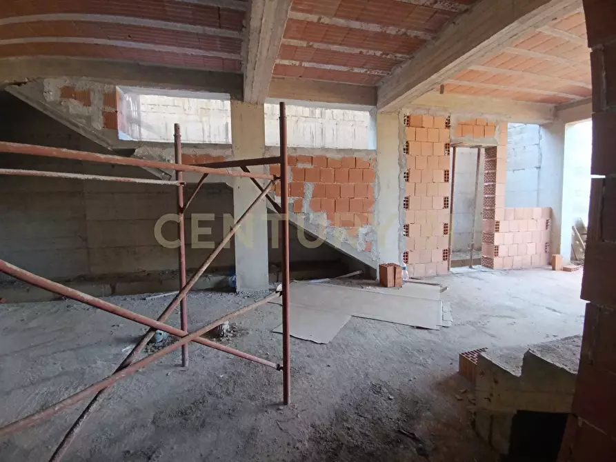 Immagine 22 di Casa bifamiliare in vendita  in VIA LEONCAVALLO 7 a Aci Sant'antonio